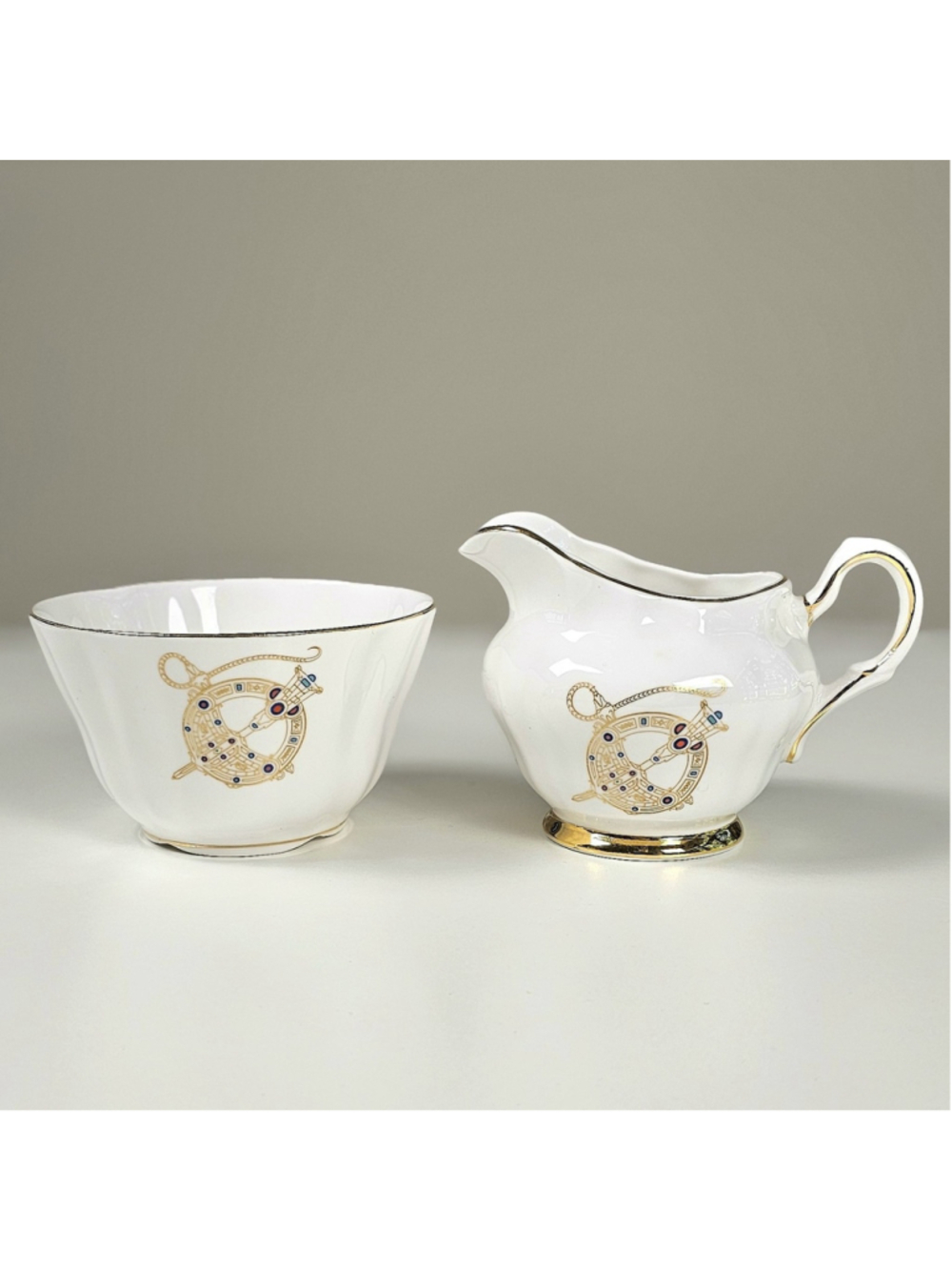 Vintage Royal Tara China Creamer & Sugar Bowl Set Tara Brooch Pattern Ireland